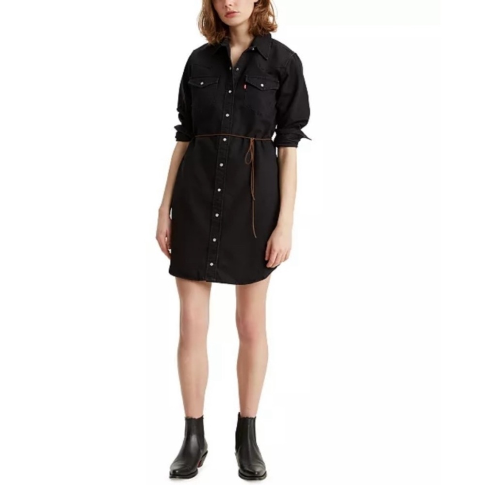 NWOT Levi’s Snap-Front Denim Dress, Size S